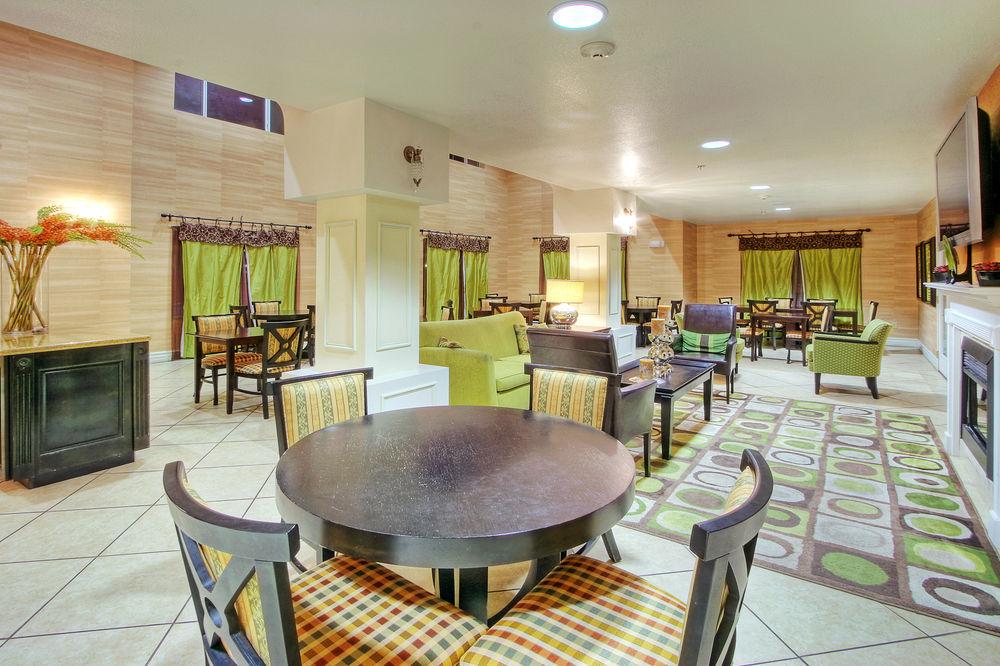 Holiday Inn Express And Suites - Tucumcari, An Ihg Hotel Ngoại thất bức ảnh