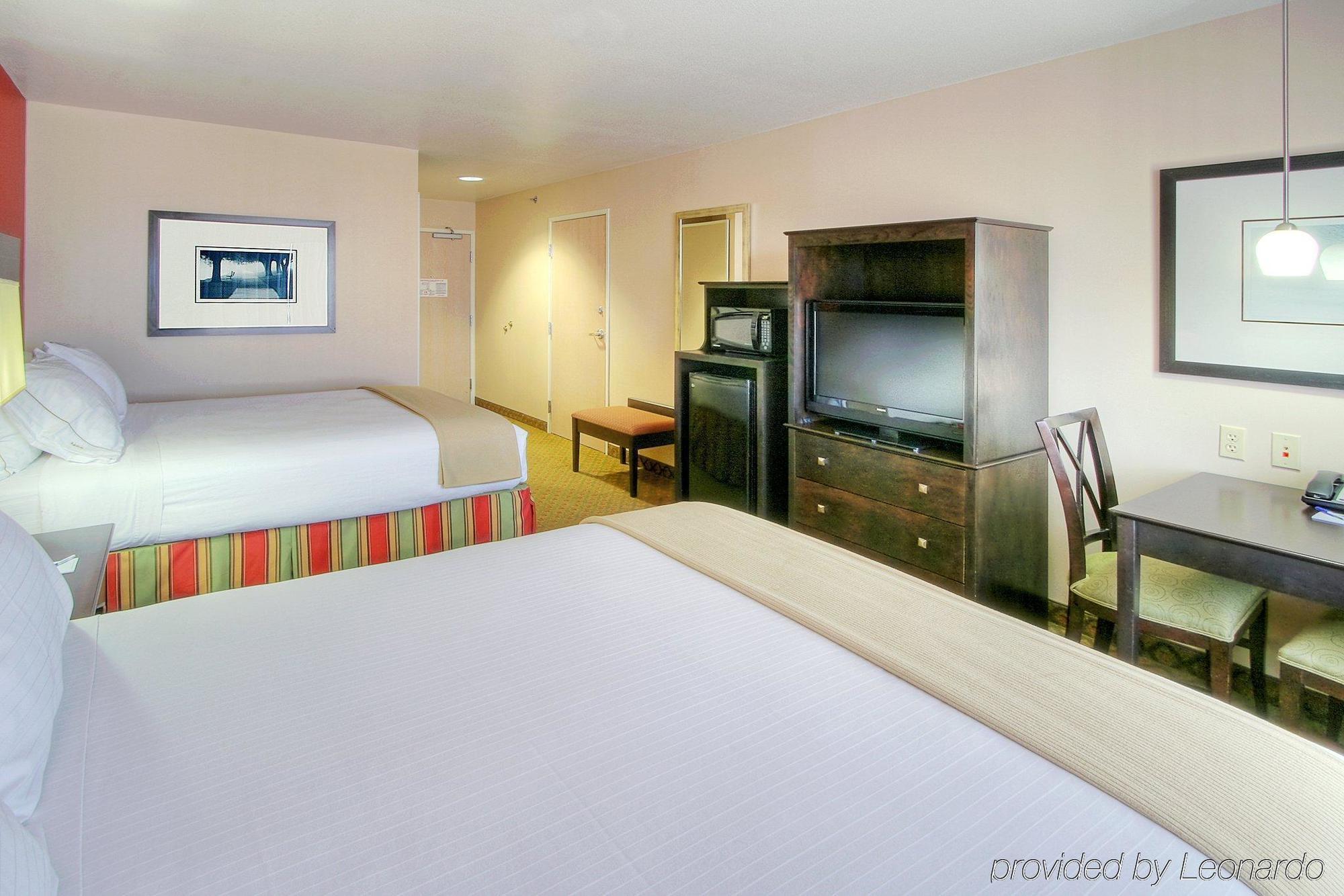 Holiday Inn Express And Suites - Tucumcari, An Ihg Hotel Phòng bức ảnh
